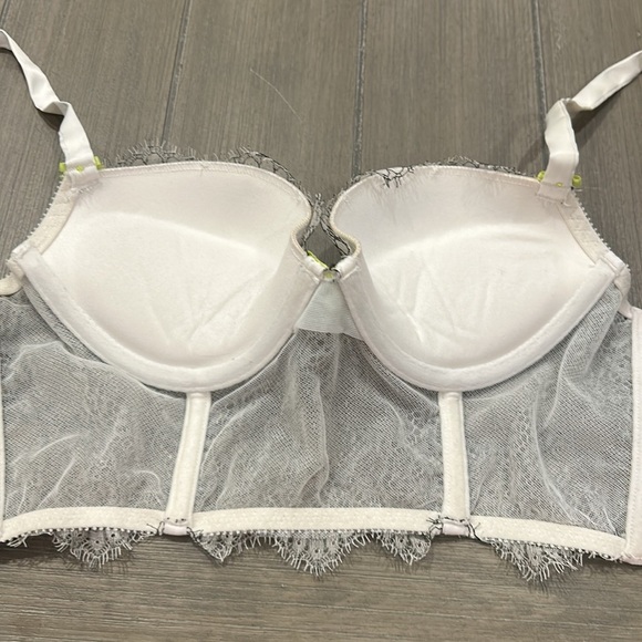 Victoria’s Secret Very Sexy Push Up Longline Bra - Picture 7 of 9